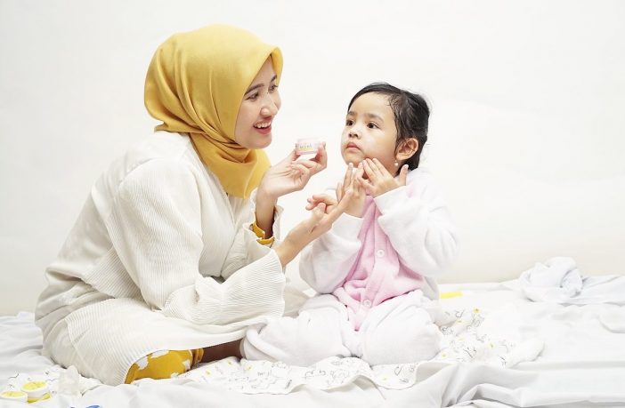 Founder daily skincare Beeme, Sheyla Taradia Habib (28) dan Anak