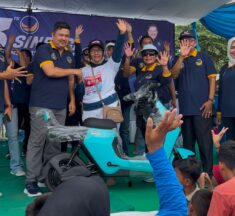 Rayakan HUT ke 13 Warga Jalan Sehat Bersama NasDem Pesawaran