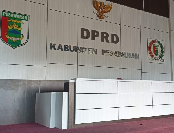 DPRD Jinakan Anggaran Fantastis Dinas Pendidikan Pesawaran