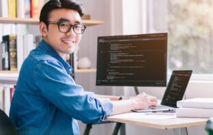 Kenapa Saya Percaya Coding Akan Jadi Skill Wajib di Masa Depan (Bahkan di Pemerintahan)